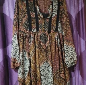 Short boho dress that's perfect for the Fall 🍁.